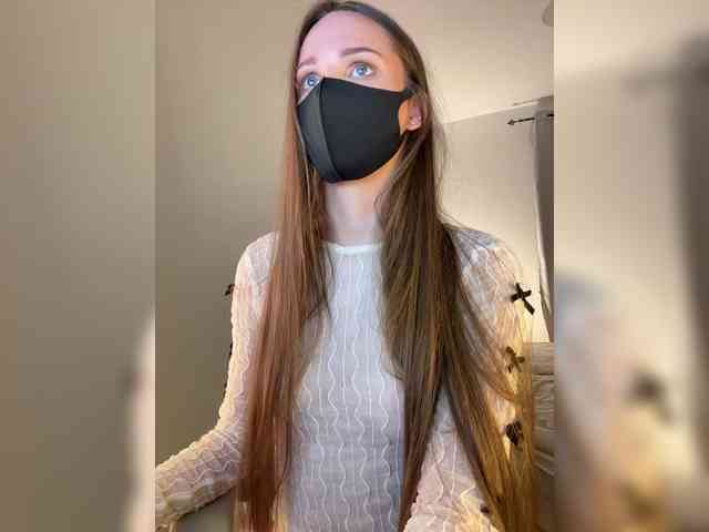 SweetIra webcam