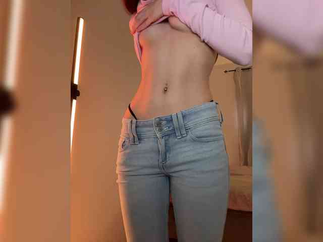 SweetIra webcam
