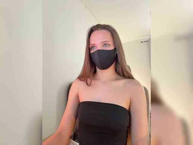 SweetIra webcam
