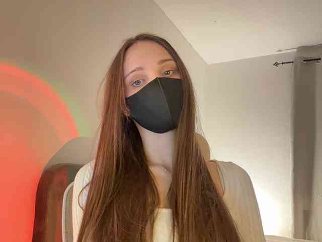 SweetIra webcam