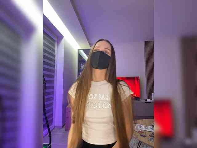 SweetIra webcam