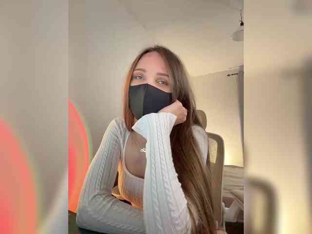SweetIra webcam