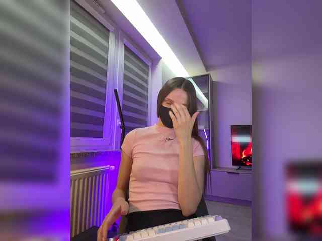 SweetIra webcam