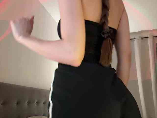 SweetIra webcam