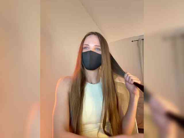 SweetIra webcam
