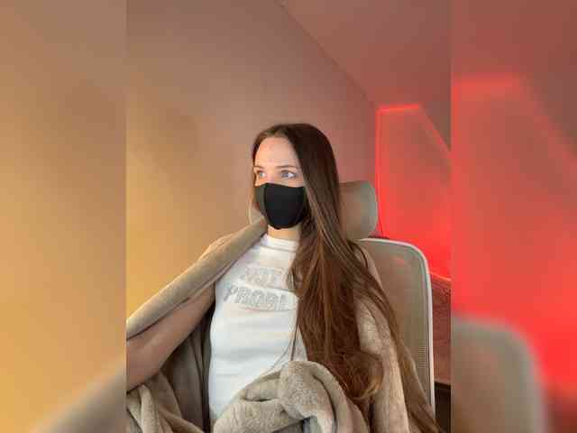 SweetIra webcam
