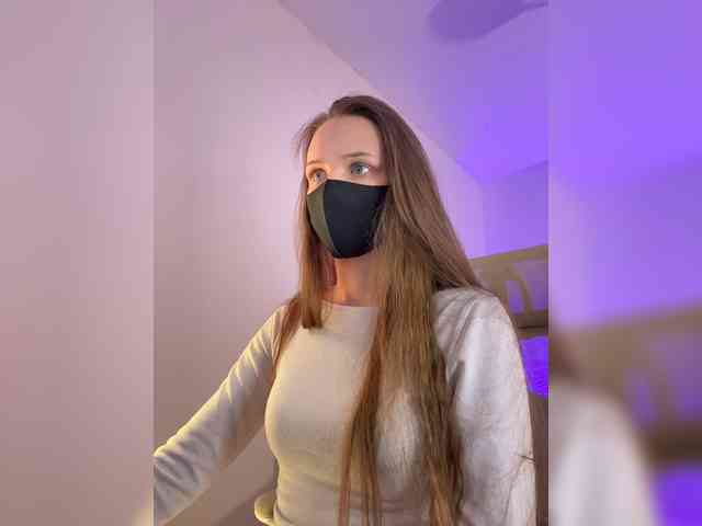 SweetIra webcam