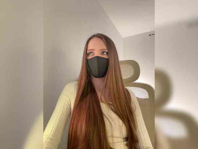 SweetIra webcam