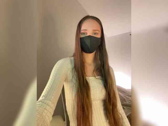 SweetIra webcam