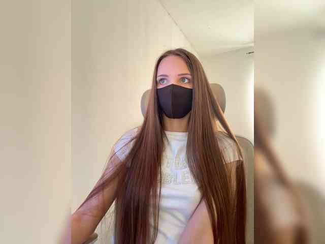 SweetIra webcam