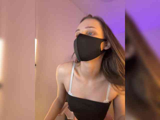 SweetIra webcam