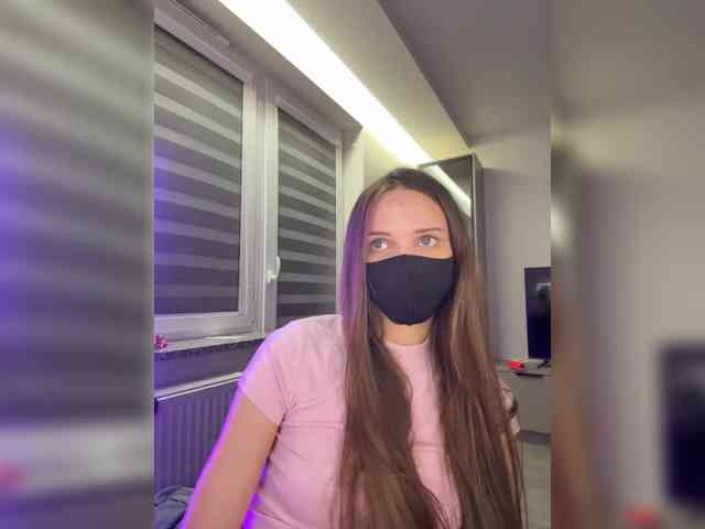 SweetIra webcam