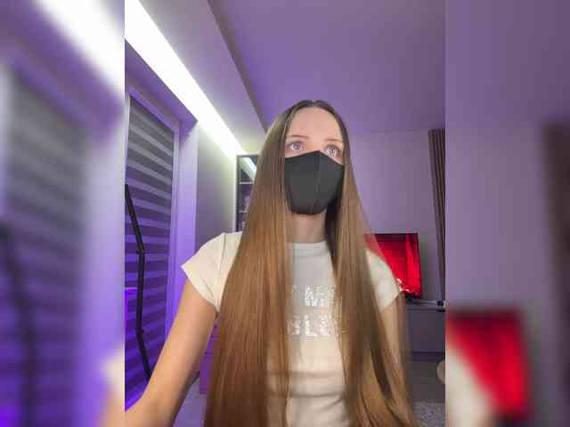 SweetIra webcam