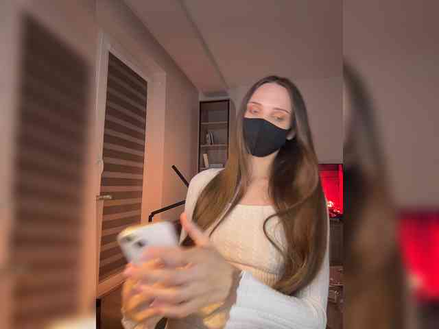 SweetIra webcam