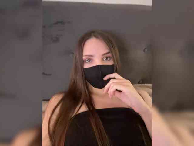 SweetIra webcam