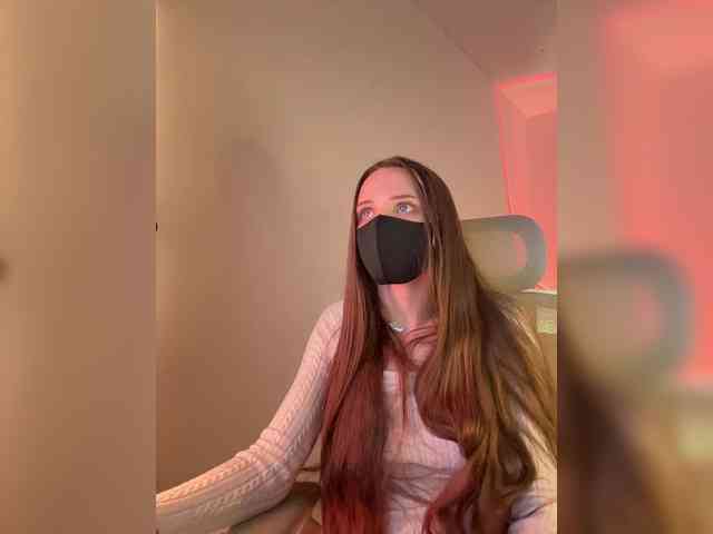 SweetIra webcam