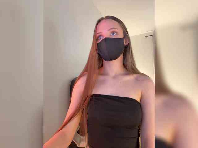 SweetIra webcam