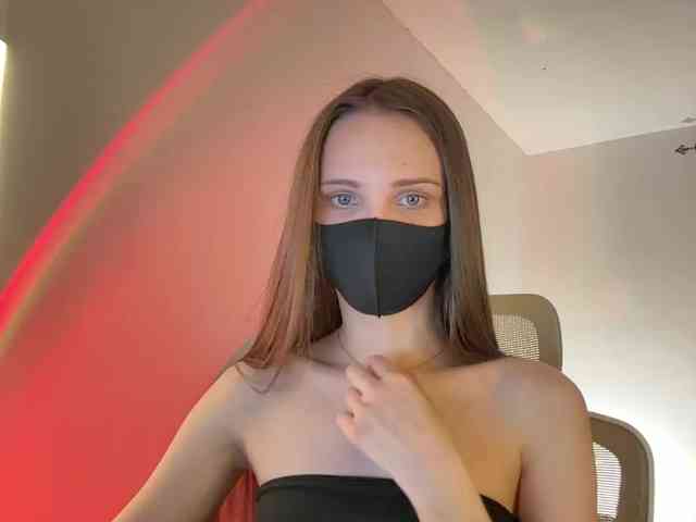 SweetIra webcam