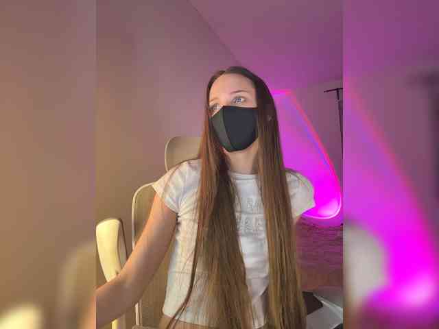 SweetIra webcam