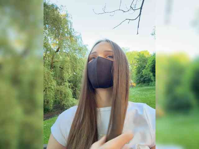 SweetIra webcam