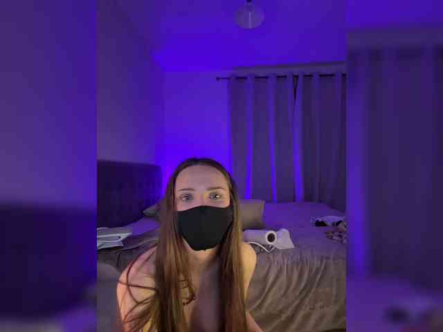 SweetIra webcam