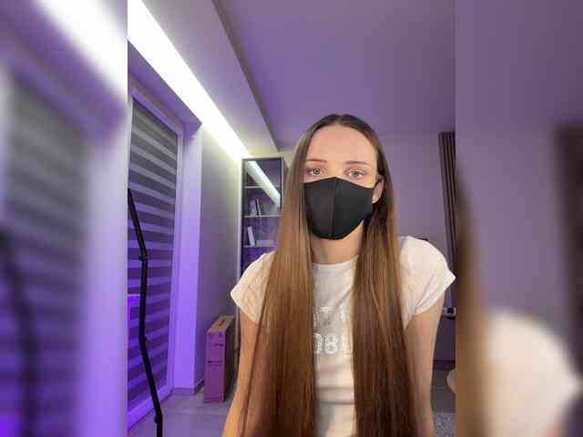 SweetIra webcam