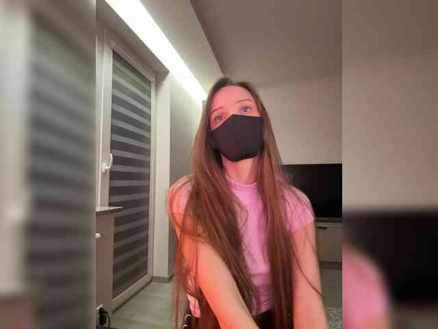 SweetIra webcam