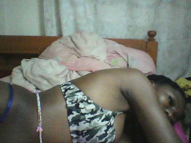 sexy-marianah live cam on BongaCams