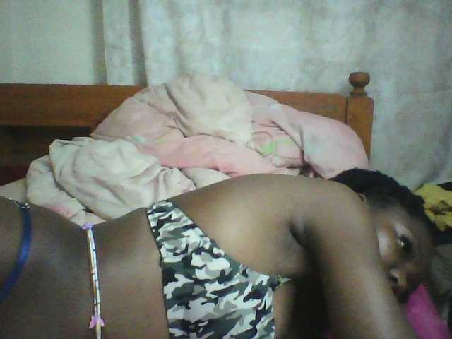 sexy-marianah live cam on BongaCams