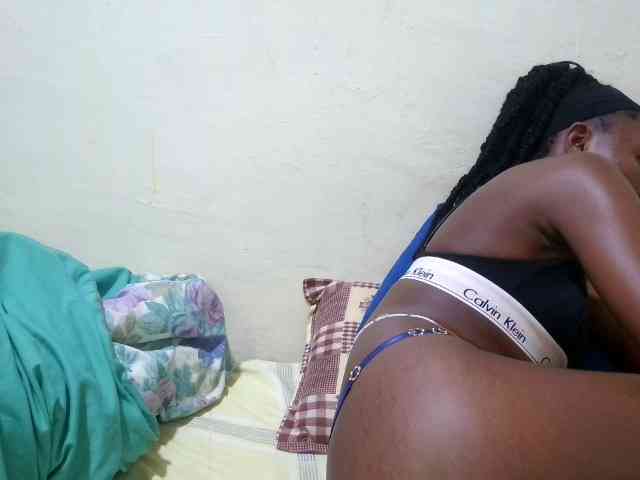 sexy-marianah webcam