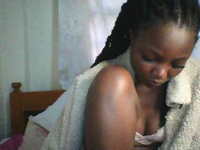sexy-marianah webcam