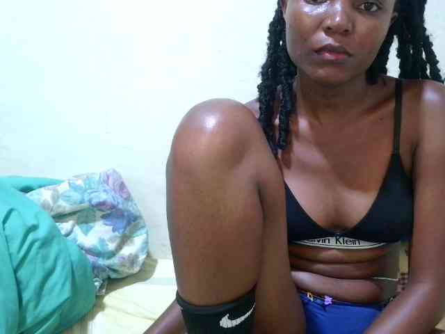 sexy-marianah webcam