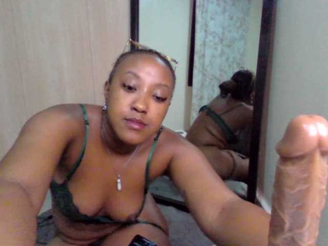 SexyCookie's BongaCams show and profile