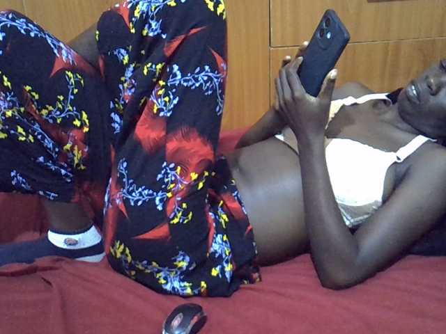 Ebonytrendy webcam
