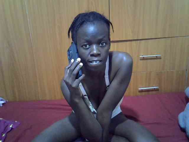 Ebonytrendy webcam