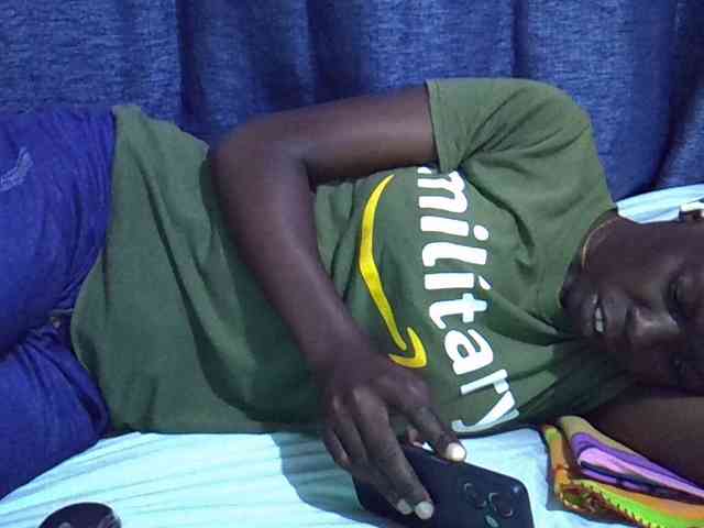 Ebonytrendy webcam