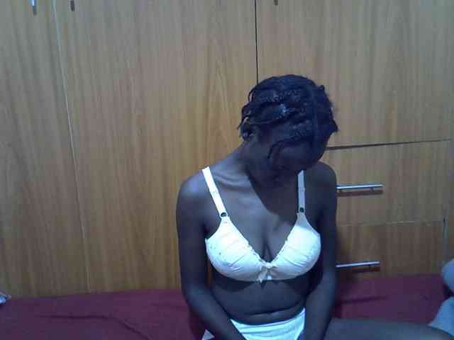 Ebonytrendy webcam