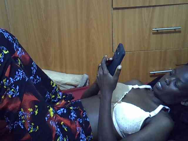 Ebonytrendy webcam