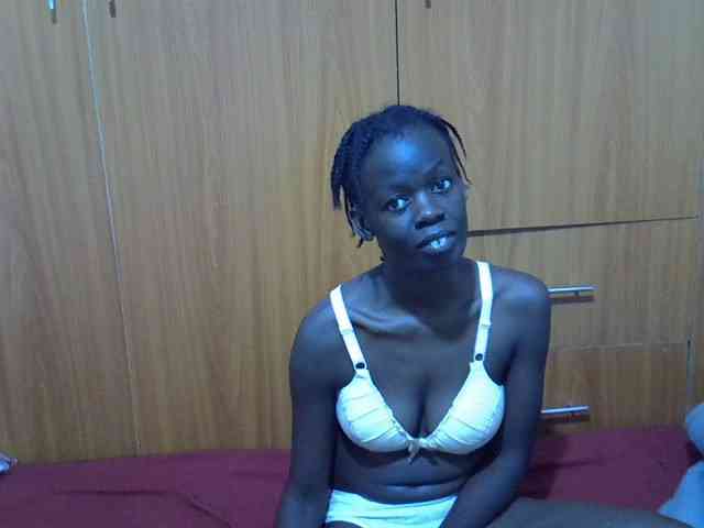 Ebonytrendy webcam