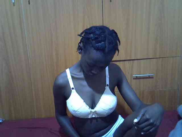 Ebonytrendy webcam