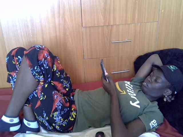 Ebonytrendy webcam