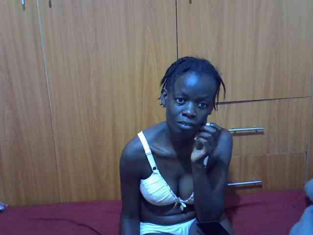 Ebonytrendy webcam