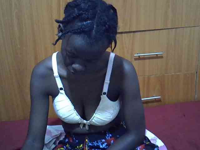 Ebonytrendy webcam