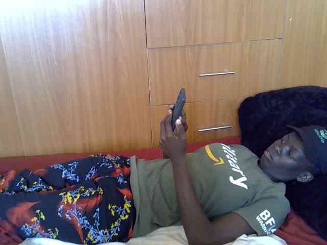Ebonytrendy webcam