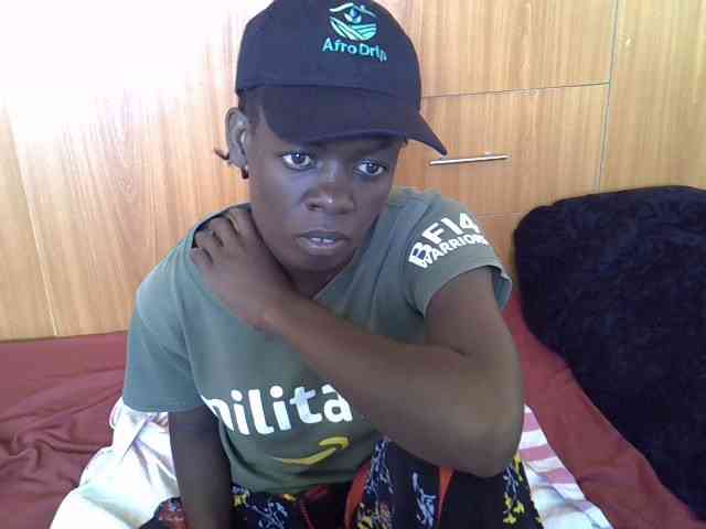 Ebonytrendy webcam