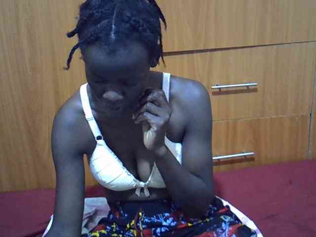 Ebonytrendy webcam