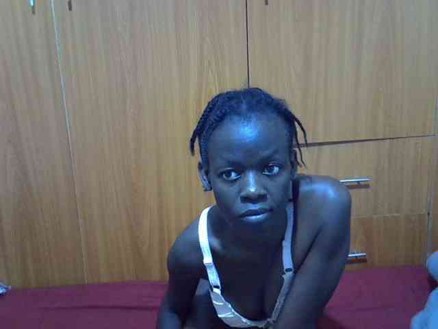 Ebonytrendy webcam