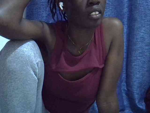 Ebonytrendy webcam