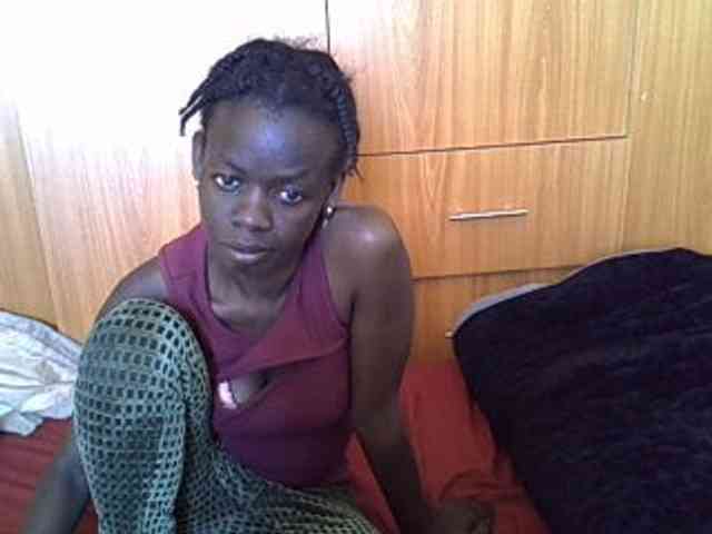 Ebonytrendy webcam