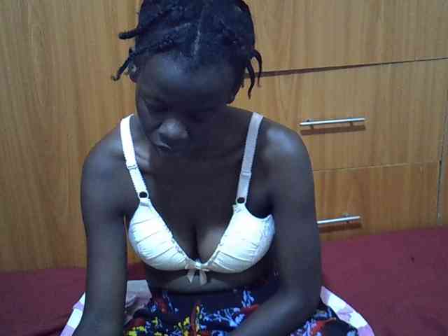 Ebonytrendy webcam